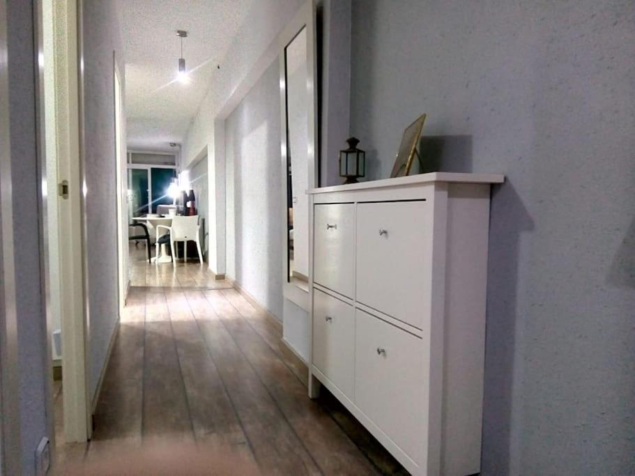 Apartamento Playa بلايا بوبلا دي فارنالز المظهر الخارجي الصورة