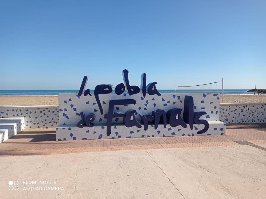 Apartamento Playa بلايا بوبلا دي فارنالز المظهر الخارجي الصورة