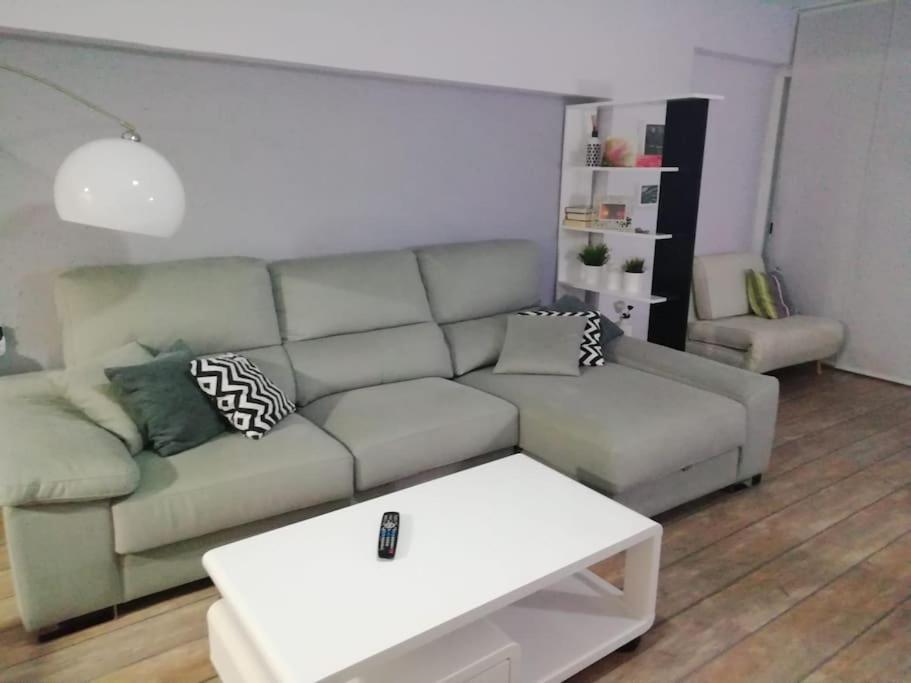 Apartamento Playa بلايا بوبلا دي فارنالز المظهر الخارجي الصورة